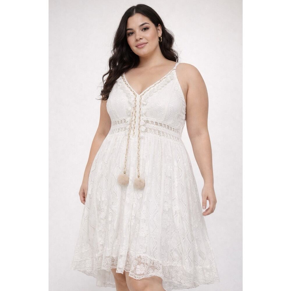 Women's White Floral Lace Dress Size 1X Spaghetti, Strap, Fairy Cottage Core